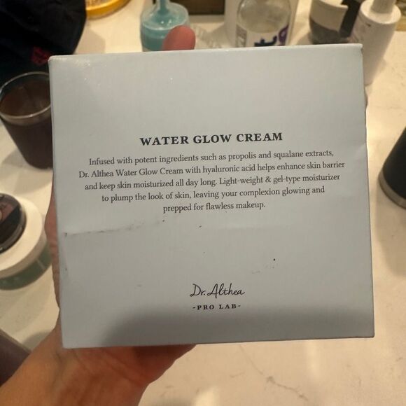 Dr. Althea Water Glow Aqua Cream, 1.69 fl oz - Picture 3 of 10